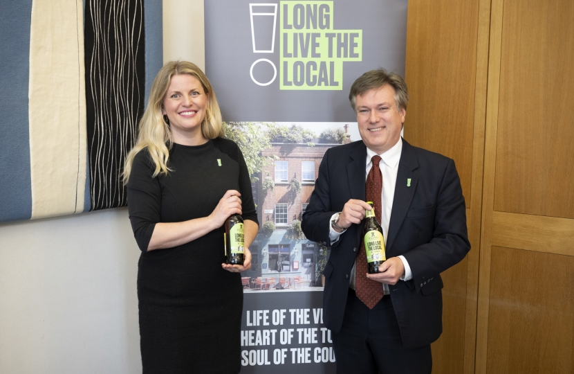 Henry Smith MP pledges Support for Local Pubs in Crawley