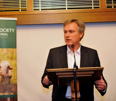 Crawley MP hails Animal Welfare Victory