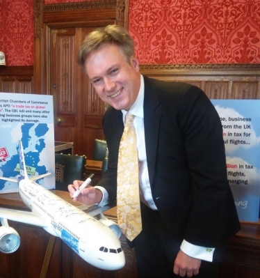 Henry Smith MP calls for Aviation Tax Cut