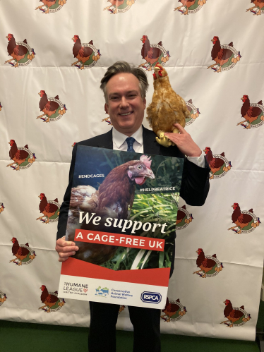 Henry Smith MP backs Ending Cages for Laying Hens